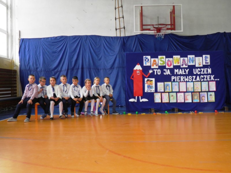 Pasowanie na ucznia klasy I.